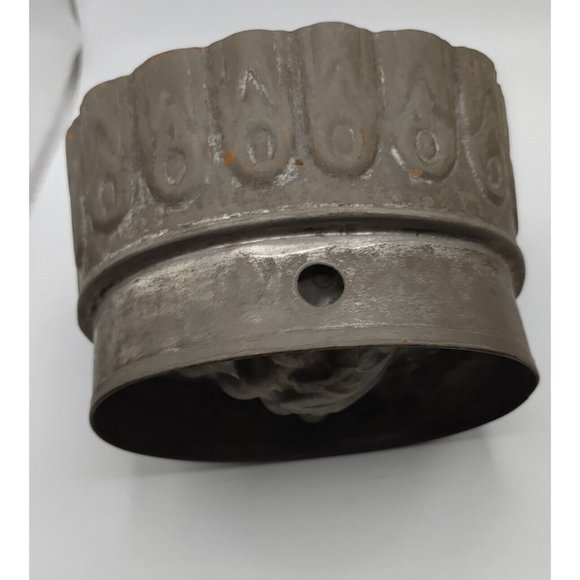 ANTIQUE PRIMITIVE SWEETMEAT TIN MOLD GRAPE CLUSTER 19th CENTURY VINTAGE JELLO - Picture 5 of 6